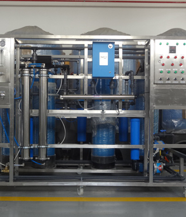 Skid mounted water treatment unit with a capacity of 15 m3.h